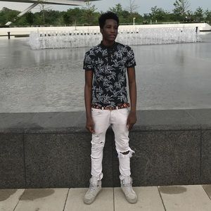 Meet your Posher, Alex